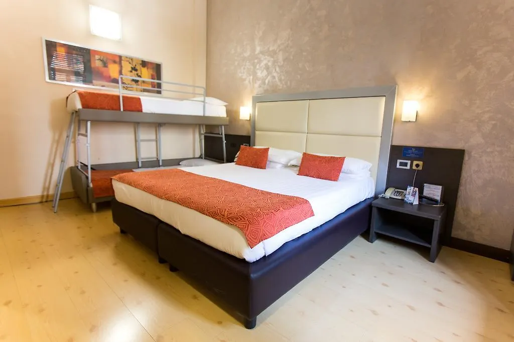 Hotel Piacenza Milan 3*,  Italy