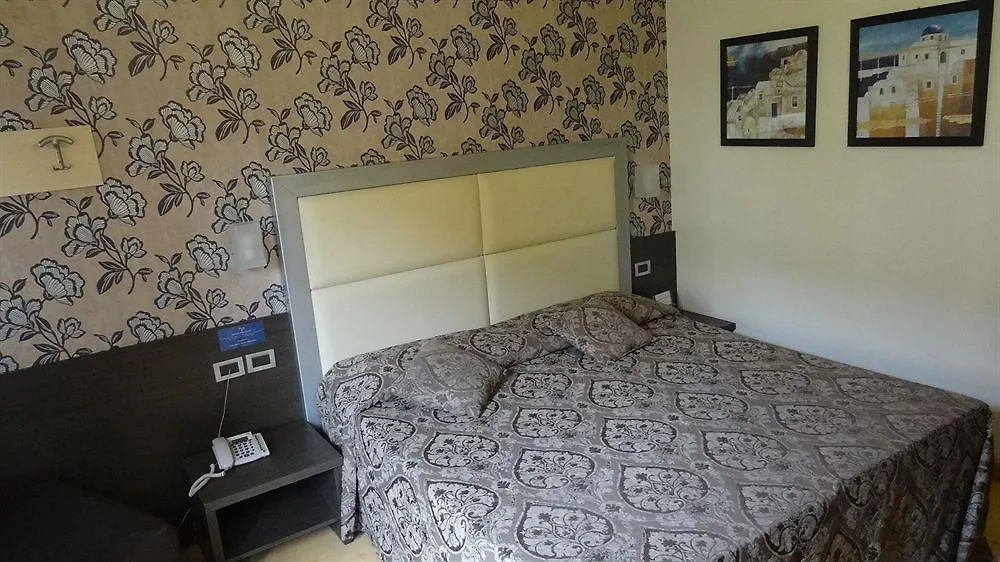 מילאנו Hotel Piacenza